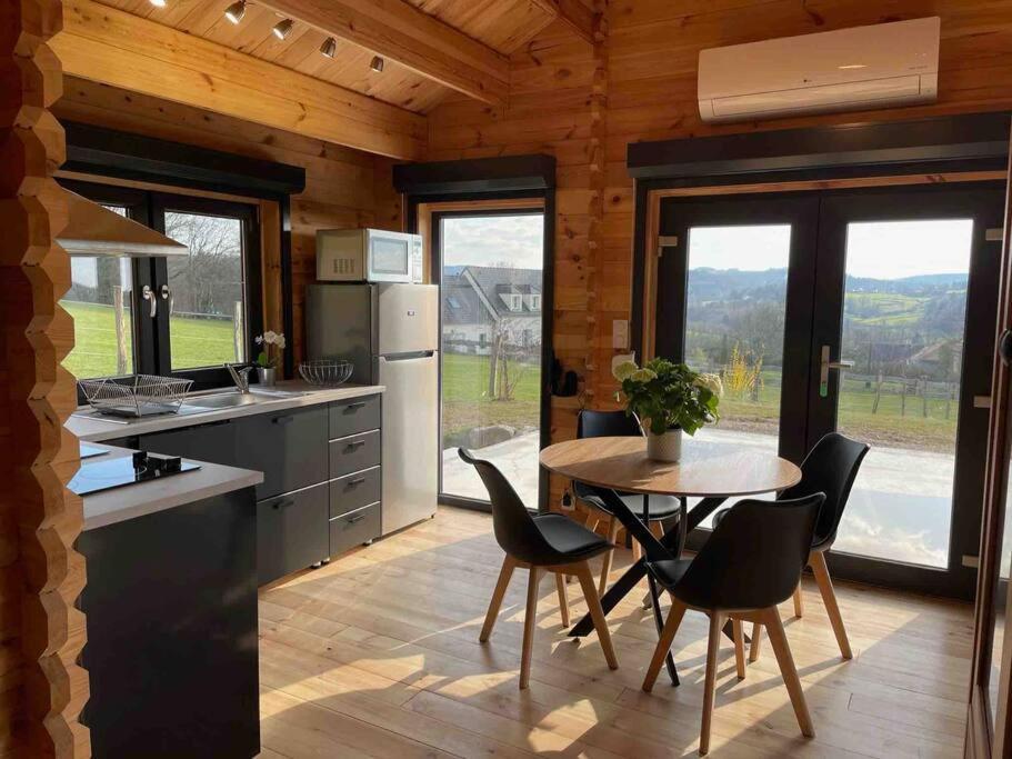 Le Chalet Du Crescent Saint-Germain-des-Champs Εξωτερικό φωτογραφία