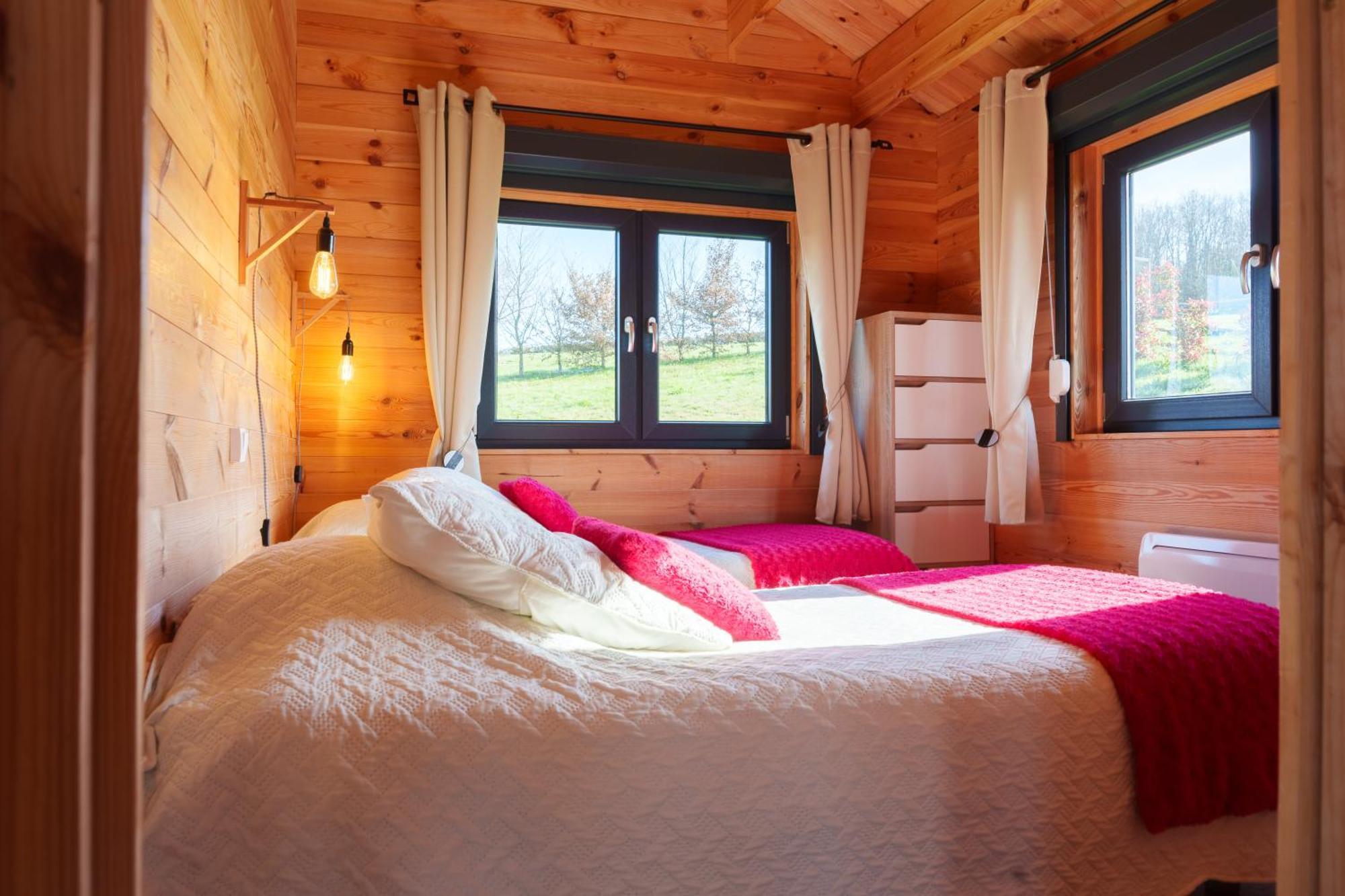Le Chalet Du Crescent Saint-Germain-des-Champs Εξωτερικό φωτογραφία
